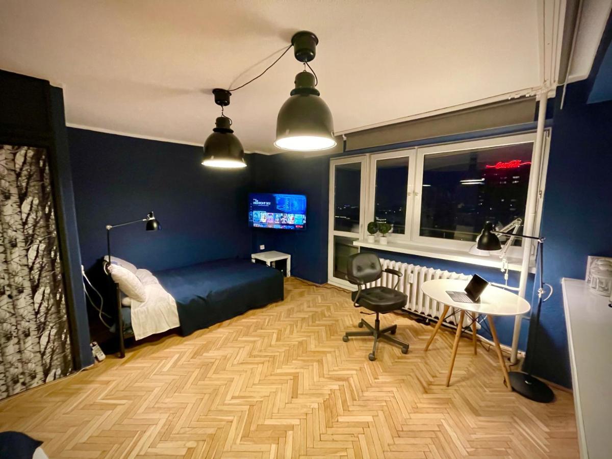 Super Apartament Blue Scisle Centrum Dwie Linie Metra Netflix Wifi 300 Mbs Panorama Miasta Varsó Kültér fotó